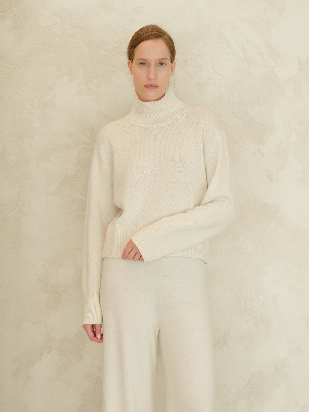 Cashmere High Neck Sweater