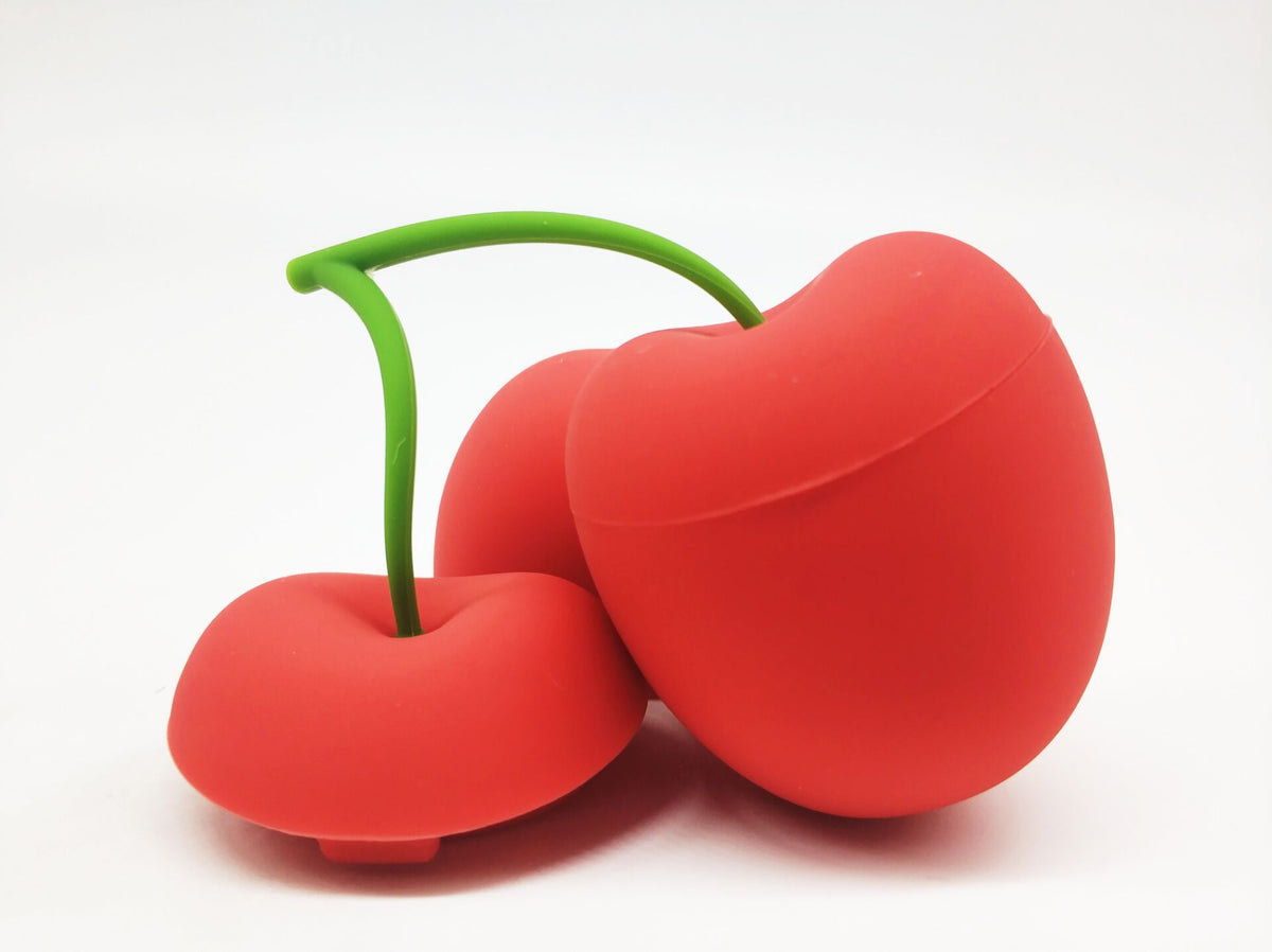 Lip Plumming lip gloss Red