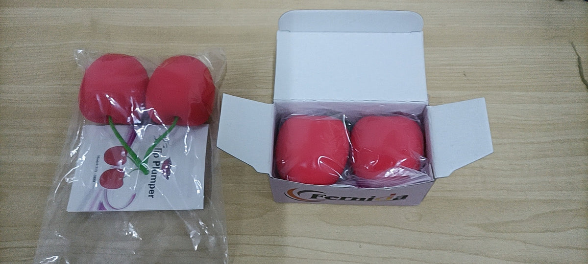 Lip Plumming lip gloss Red
